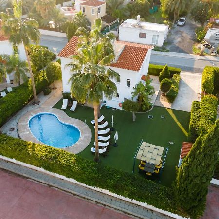 Villa Oasis By Ezoria Villas Korall-öböl Kültér fotó