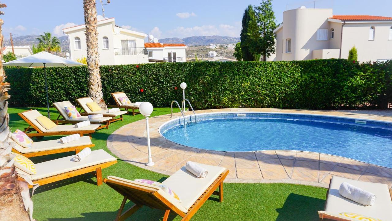 Villa Oasis By Ezoria Villas Korall-öböl Kültér fotó